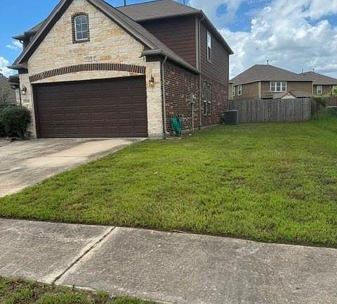 2nd image of 2529 Magnolia Fair Way