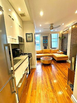 1st image of 211 Mott St APT 7