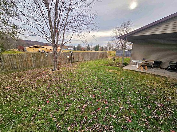 5th image of 37160 Seymour Dr