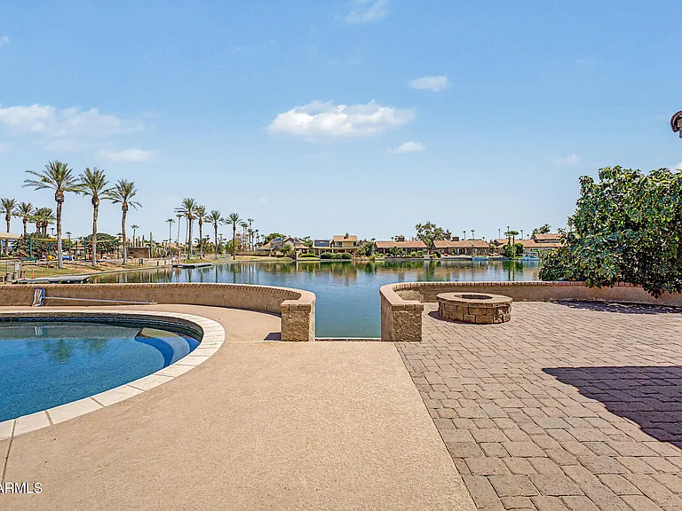 3441 E Wildwood Dr — Photo 39
