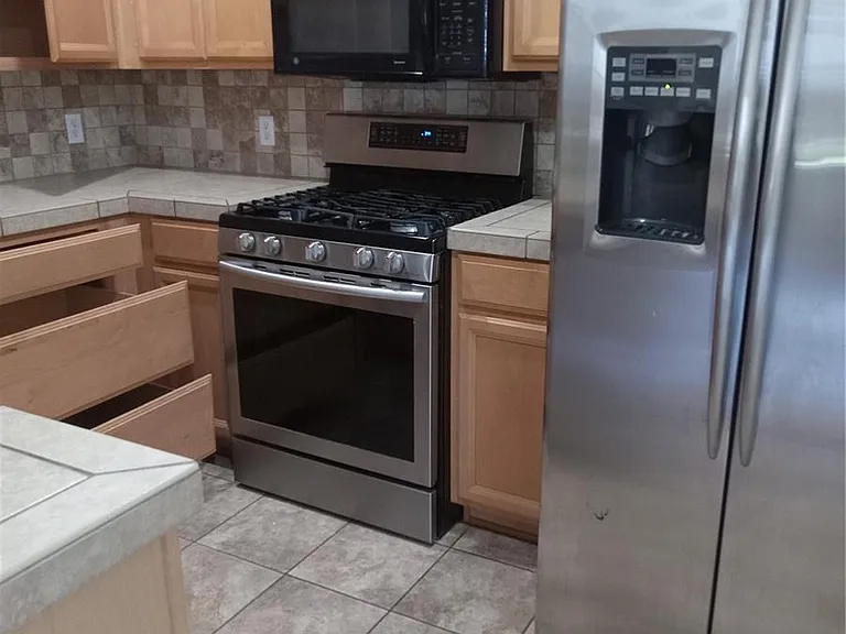 15800 E 121st Ave #5 — Photo 4