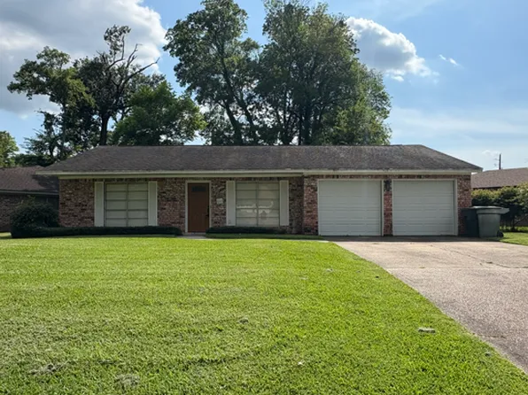 2995 Wier Dr, Beaumont, TX 77706