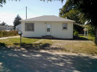 1746 Haines St, Torrington, WY 82240