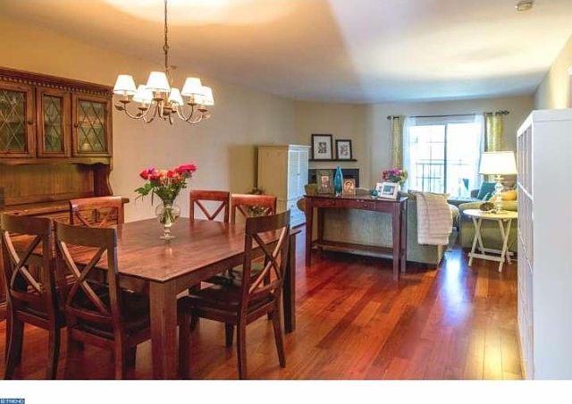 1st image of 110 Valley Stream Cir