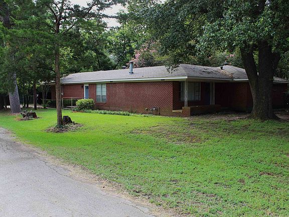 5th image of 304 N Cypress St
