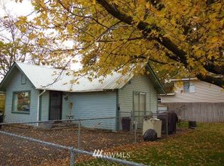 174 Dehaven St, Milton Freewater, OR 97862
