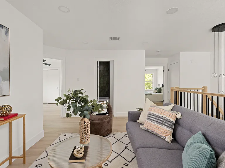 8708 Cretys Cv — Photo 27
