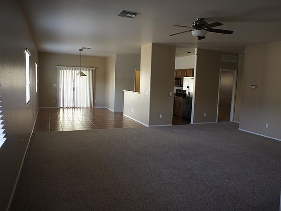 2nd image of 40925 N Parker Ct