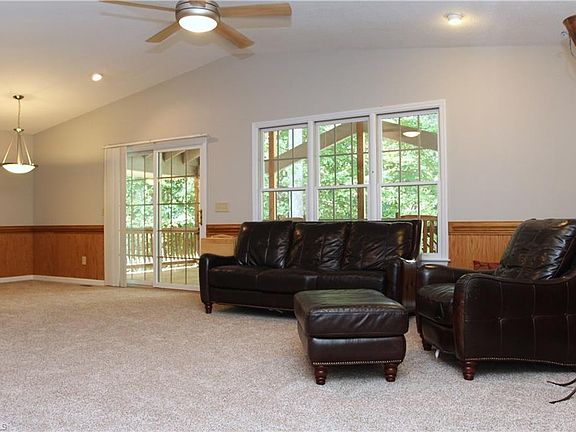 5th image of 2516 Hutchins Hill Ln