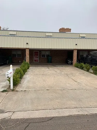 425 W Kiowa Ave Photo 1