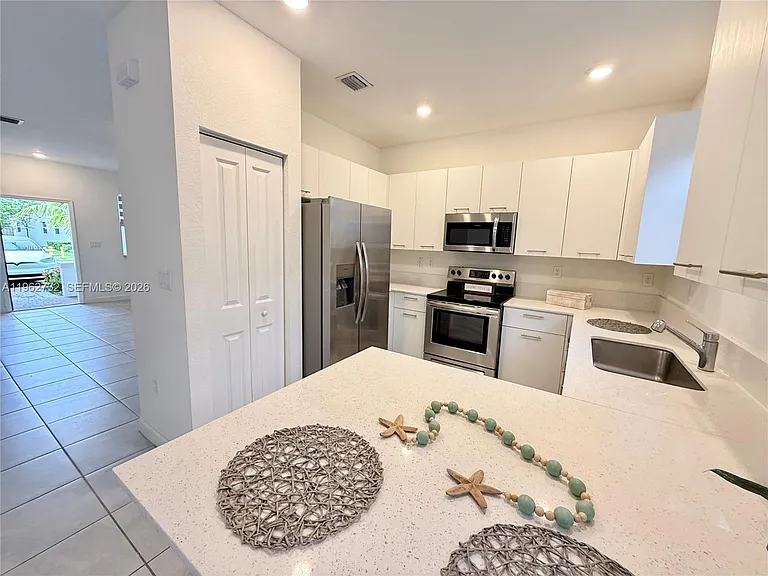 12612 NW 23rd Pl #12612 — Photo 5