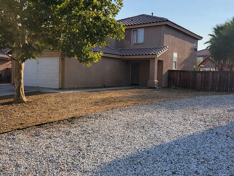 15083 Roan Cir — Photo 5