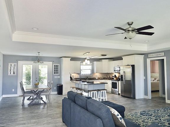 5th image of 4322 Cloverwood Ct
