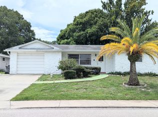 7226 San Carlos Dr, Port Richey, FL 34668