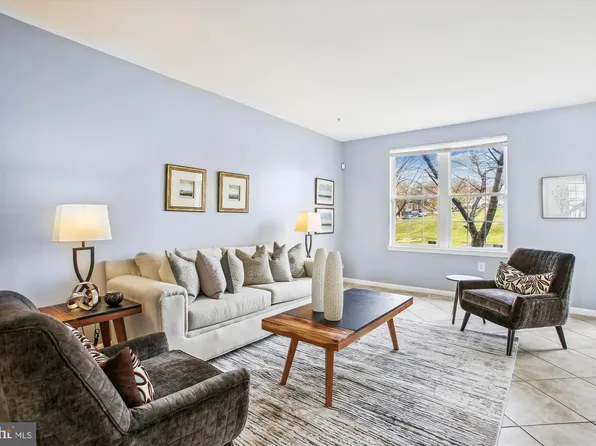 1830 Webster Pl SE, Washington, DC 20020