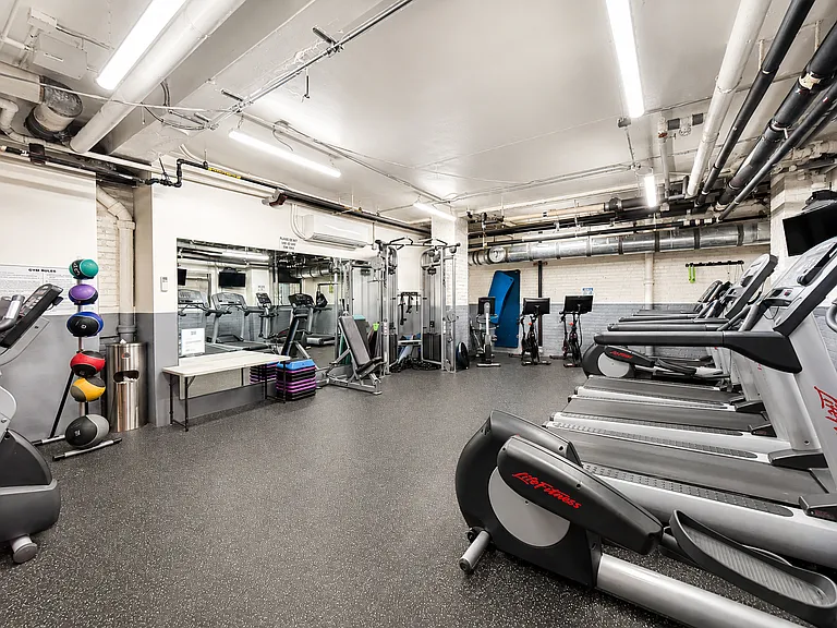 280 Riverside Dr #15M — Photo 12