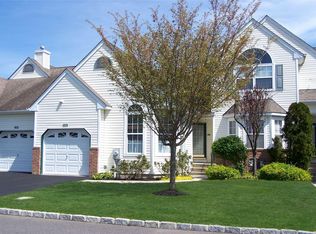 1307 Constance Ln, Port Jefferson Station, NY 11776