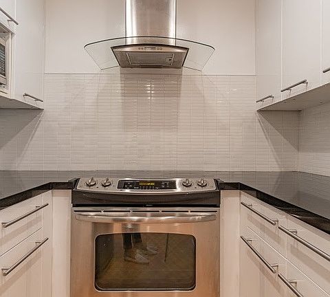 3rd image of 256 S La Fayette Park Pl APT 304