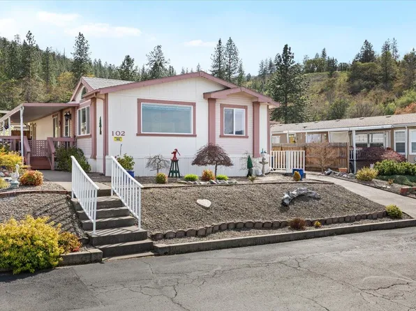 3955 S Stage Rd APT 102, Medford, OR 97501