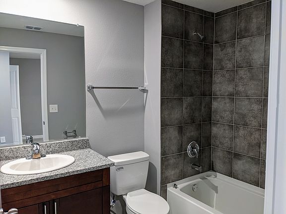 5th image of 9771 Pembrooke Pines Dr