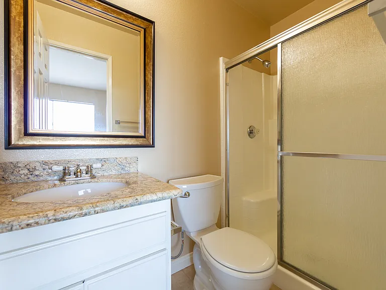 1635 Obispo Ave #D — Photo 16