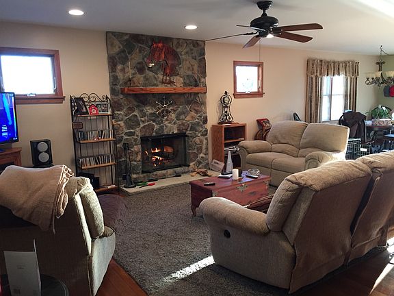 LR with fireplace
