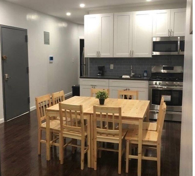 1st image of 655 Rogers Ave #2