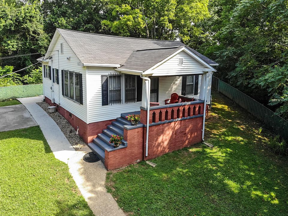 1st image of 3901 Bonnie View Ave