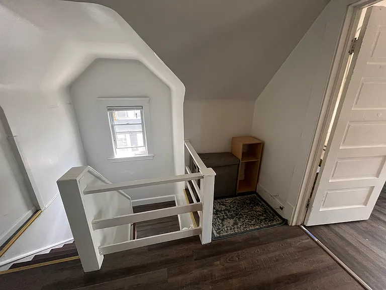 1483 E 115th St — Photo 36