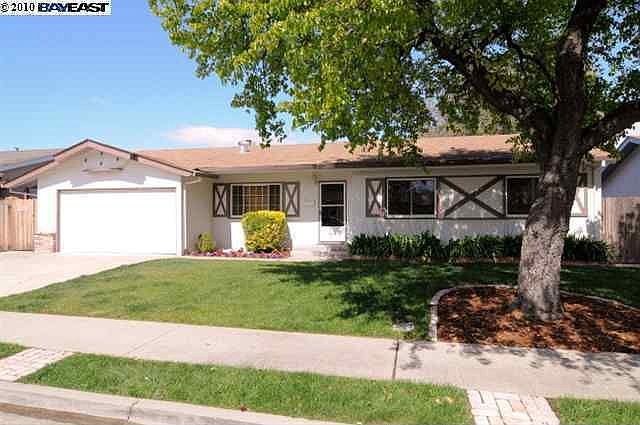 1st image of 7735 Gardella Dr
