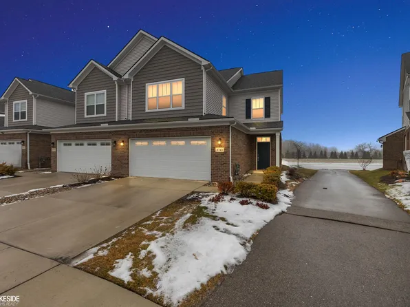 8743 Grove St, Washington, MI 48094