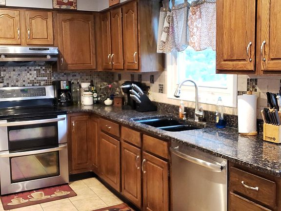 3rd image of 1606 Eaglewood Ct