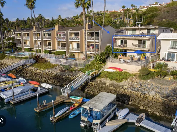 4645 Park Dr #B, Carlsbad, CA 92008