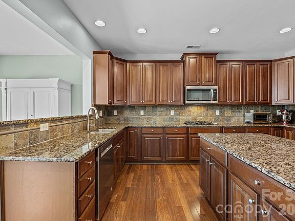 5th image of 7321 Waterwheel St SW