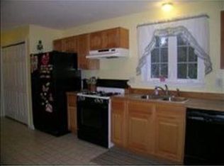 353 Farrington Corner Rd, Hopkinton, NH 03229