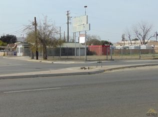 203 N Chester Ave, Bakersfield, CA 93308