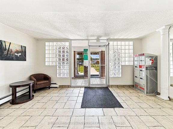 4th image of 851 Queenston Rd #202