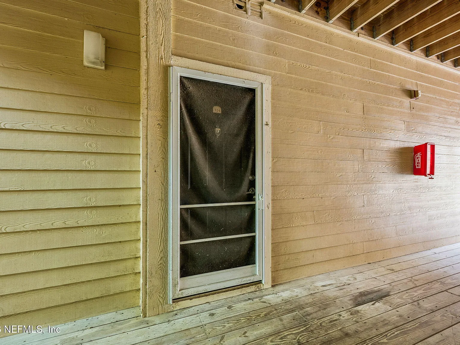 2 bed, 1.0 bath, 924 sqft, $2,100 — Photo 3
