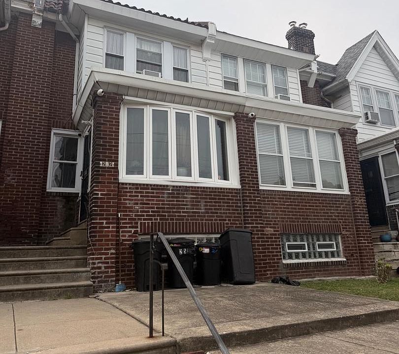 1st image of 252 W Nedro Ave