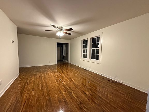 3rd image of 4088 Murray Hwy