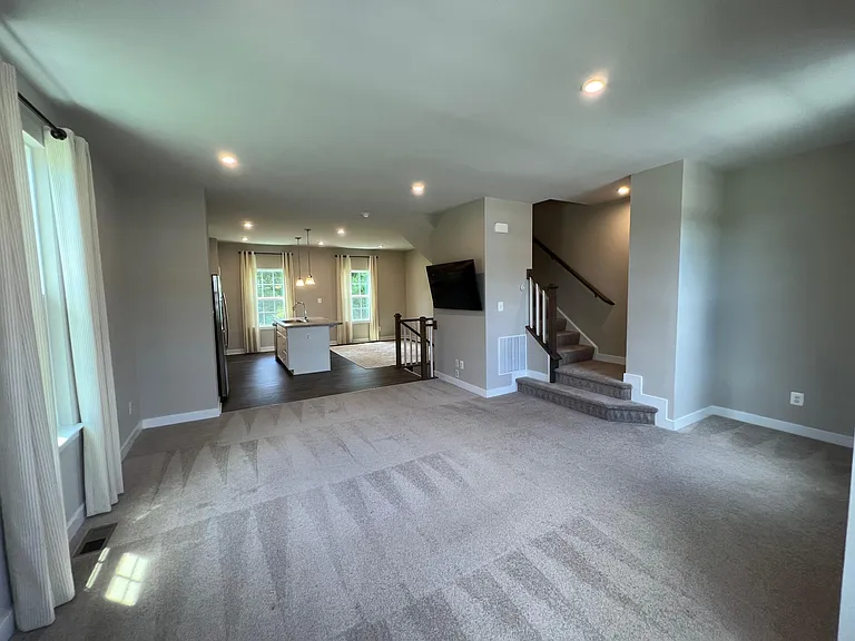 1903 Spearfish Ct — Photo 37