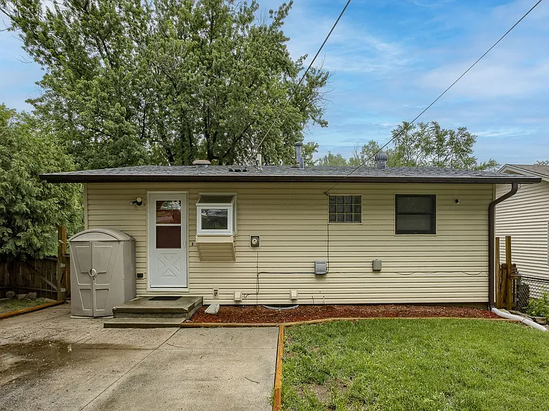 1230 Cole Creek Dr — Photo 23