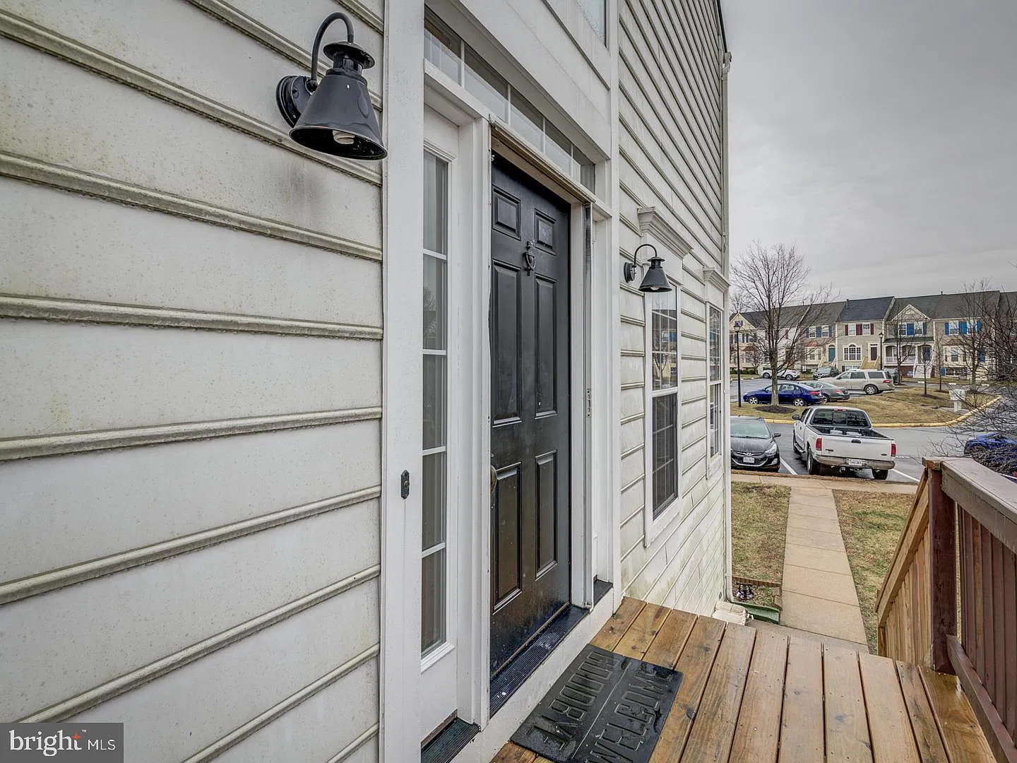 4 bed, 3.5 bath, 2394 sqft, $2,850 — Photo 4