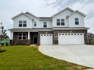 921 Booneway Ln, Bargersville, IN