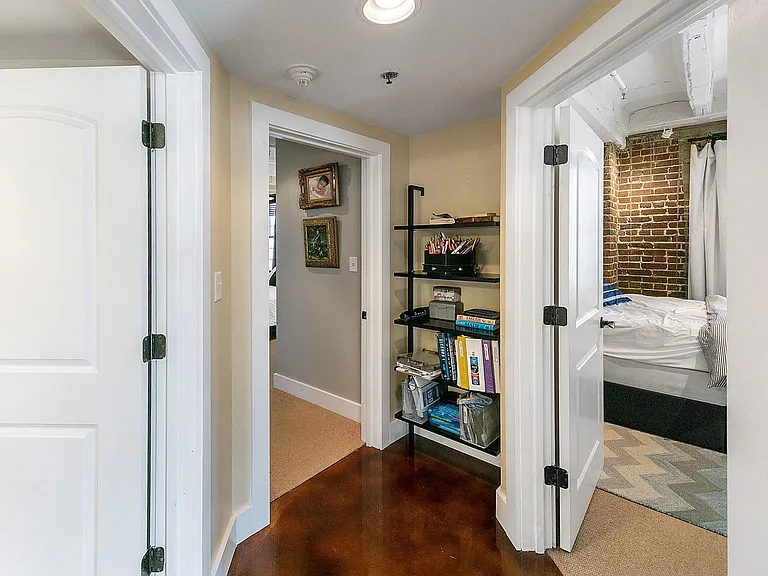 535 Locust St #303 — Photo 22