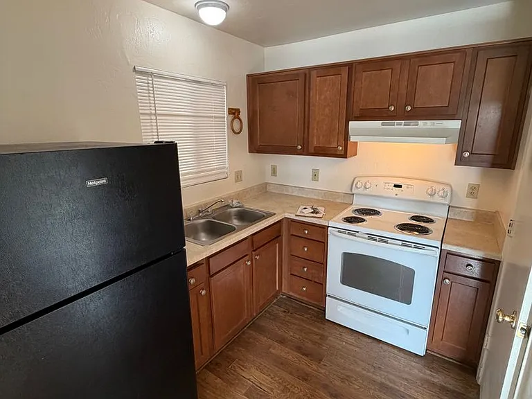 3802 E Monte Vista Dr — Photo 19