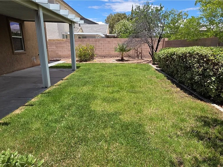 3358 Hillside Garden Dr — Photo 44