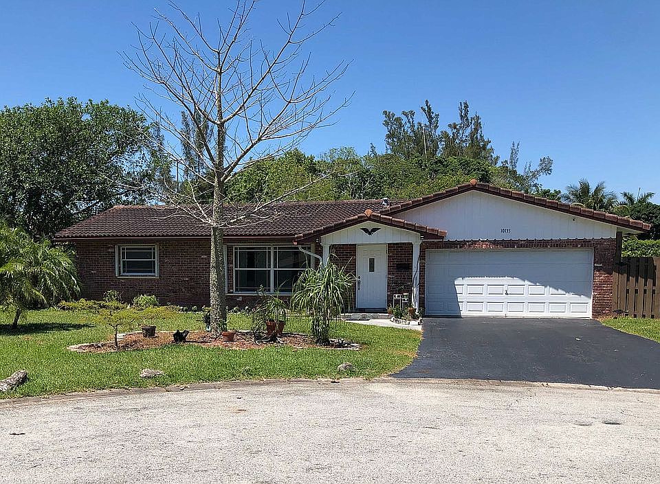1st image of 10135 NW 43rd St