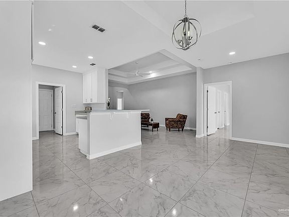 4th image of 4824 Kalinga Ln