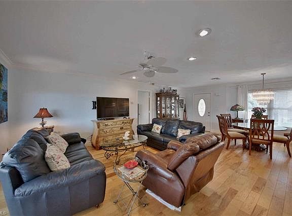 5th image of 430 Battersea Ct